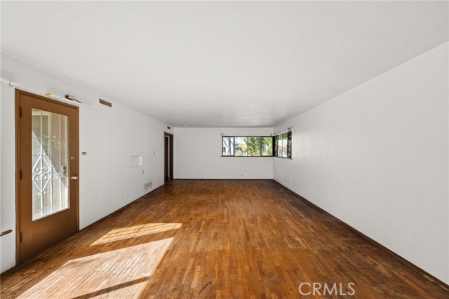 Detail Gallery Image 7 of 46 For 3024 Pine, Riverside,  CA 92501 - 3 Beds | 2 Baths