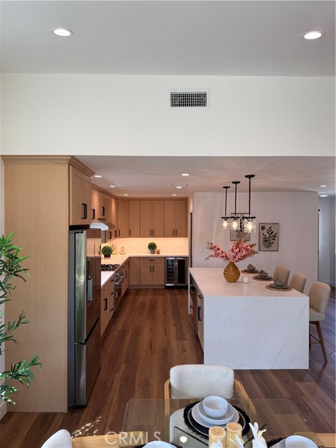 Detail Gallery Image 10 of 40 For 6902 Lasaine Ave, Lake Balboa,  CA 91406 - 3 Beds | 2 Baths