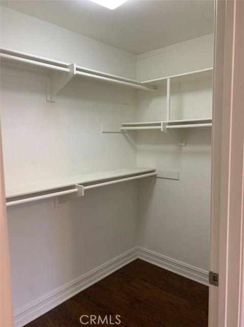 Detail Gallery Image 15 of 20 For 17088 Chatsworth St, Granada Hills,  CA 91344 - – Beds | – Baths