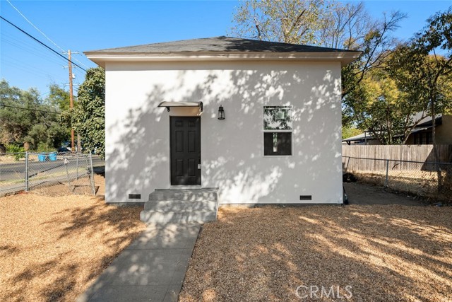 Detail Gallery Image 1 of 24 For 920 Pomona Ave, Oroville,  CA 95965 - 3 Beds | 1 Baths