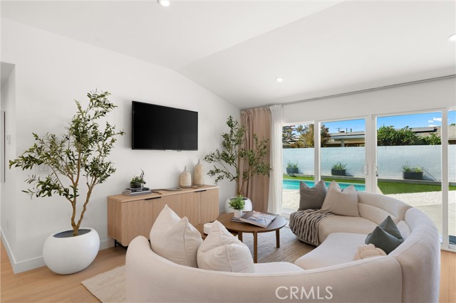 Detail Gallery Image 6 of 31 For 8591 Greenleaf Ave, Buena Park,  CA 90620 - 3 Beds | 2 Baths