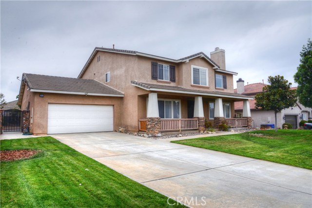 8341 Queen Anne Ln, Riverside, CA 92508