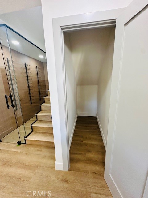 Detail Gallery Image 34 of 56 For 2440 Ostrom, Long Beach,  CA 90815 - 4 Beds | 3 Baths