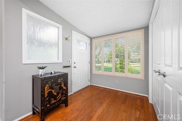 Detail Gallery Image 9 of 33 For 1260 Northwood Rd 164b,  Seal Beach,  CA 90740 - 2 Beds | 1 Baths