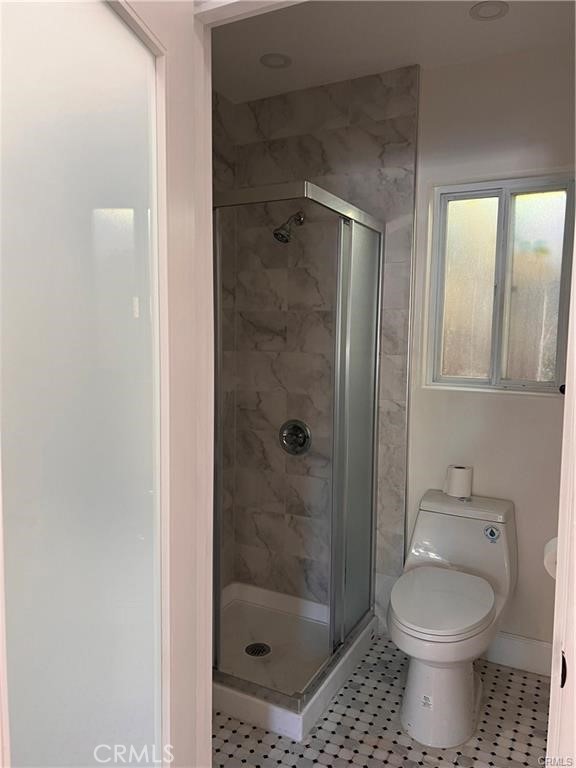 Detail Gallery Image 5 of 6 For 2515 Crest View #1,  Los Angeles,  CA 90046 - 0 Beds | 1 Baths