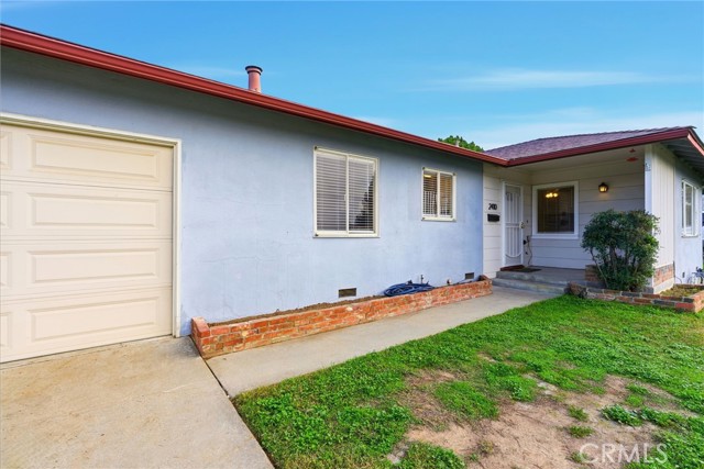 Detail Gallery Image 12 of 44 For 2410 S Locust, Visalia,  CA 93277 - 2 Beds | 1 Baths