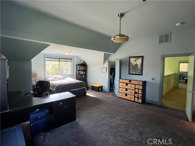 Image 38 of 49 For 240 Rich Gulch