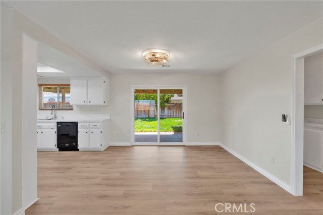 Detail Gallery Image 9 of 43 For 14499 Mirada Pl, Apple Valley,  CA 92307 - 4 Beds | 2 Baths