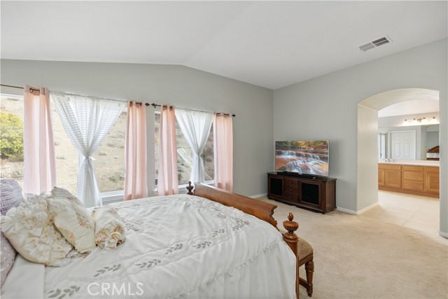 Image 28 of 47 For 27608 Whisperwood Drive