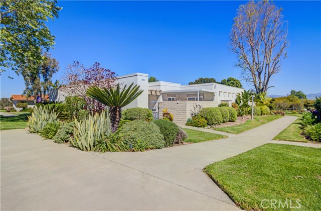 Detail Gallery Image 39 of 39 For 3065 C via Serena, Laguna Woods,  CA 92637 - 2 Beds | 2 Baths