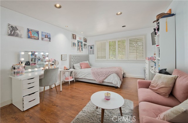 Detail Gallery Image 26 of 54 For 16426 Knollwood Dr, Granada Hills,  CA 91344 - 5 Beds | 4 Baths