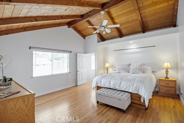 870 Rosecrans Avenue, Manhattan Beach, California 90266, 3 Bedrooms Bedrooms, ,2 BathroomsBathrooms,Residential,Sold,Rosecrans,SB21187159