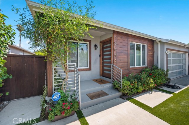 Detail Gallery Image 28 of 35 For 17642 Calvert St, Encino,  CA 91316 - 4 Beds | 2/1 Baths