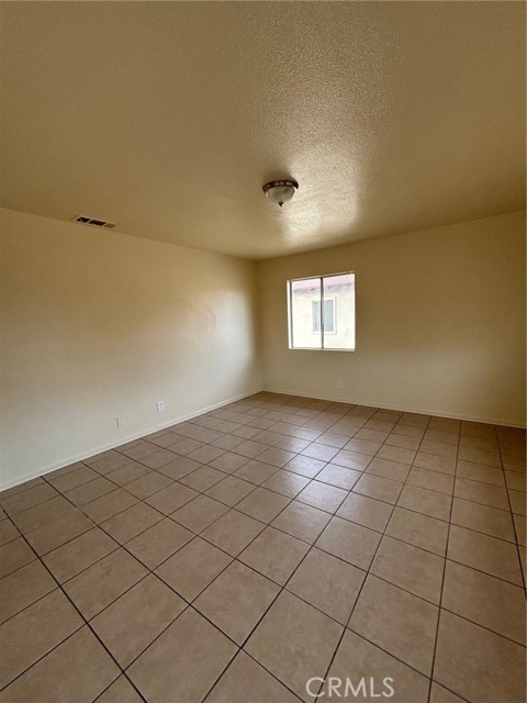 Detail Gallery Image 9 of 9 For 236 N Elk, Hemet,  CA 92543 - 2 Beds | 1 Baths