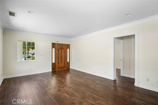 720 W California Avenue, Glendale CA: https://media.crmls.org/medias/3cf305e0-7602-40d2-88e1-243be1400378.jpg