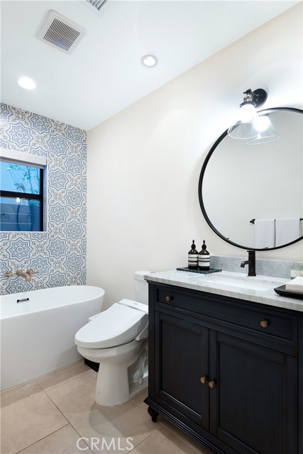 Detail Gallery Image 28 of 46 For 11039 Wrightwood Pl, Studio City,  CA 91604 - 3 Beds | 3 Baths