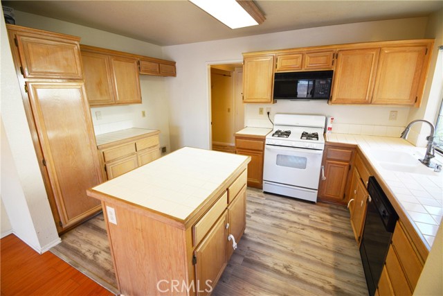 Detail Gallery Image 11 of 26 For 7386 Greenhaven Ave #40, Rancho Cucamonga,  CA 91730 - 3 Beds | 2 Baths