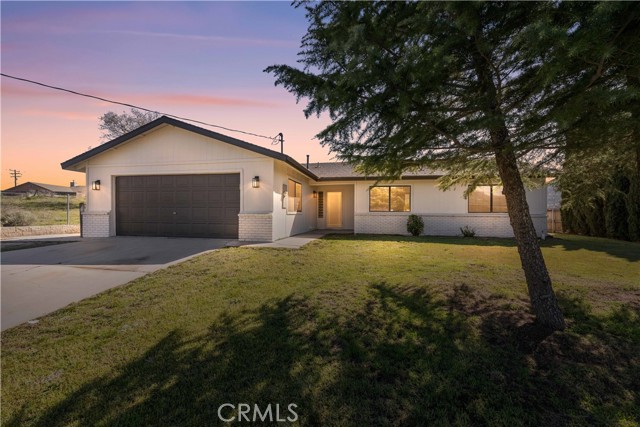 Detail Gallery Image 1 of 43 For 20220 Sears Dr, Tehachapi,  CA 93561 - 3 Beds | 2 Baths