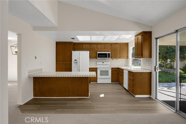 Detail Gallery Image 11 of 29 For 11196 Rogers St, Riverside,  CA 92505 - 3 Beds | 2 Baths
