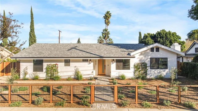 Detail Gallery Image 4 of 29 For 7932 Woodlake, West Hills,  CA 91304 - 4 Beds | 3 Baths