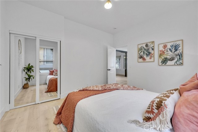 239 N San Antonio Avenue, Upland CA: https://media.crmls.org/medias/3cf6e735-c797-4b20-835a-54b2a8b822e4.jpg