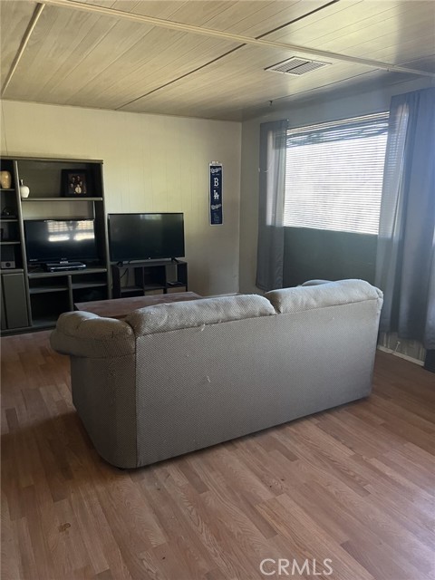 Detail Gallery Image 13 of 22 For 31596 Allen, Homeland,  CA 92548 - 2 Beds | 2 Baths