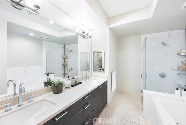 352 Caruso Avenue, Glendale CA: https://media.crmls.org/medias/3cf7811a-dfbb-40d5-861b-c29e2c809b67.jpg