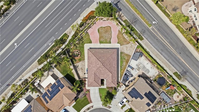 Detail Gallery Image 5 of 53 For 6815 Riverglen Ct, Corona,  CA 92880 - 4 Beds | 2/1 Baths