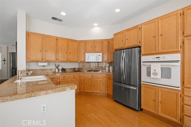 Detail Gallery Image 14 of 38 For 21522 Andorra, Mission Viejo,  CA 92692 - 2 Beds | 2/1 Baths