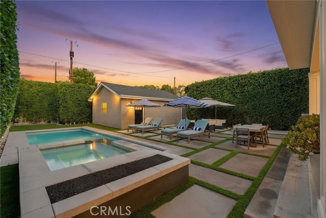 Detail Gallery Image 31 of 57 For 2311 W Clark Ave, Burbank,  CA 91506 - 4 Beds | 4/1 Baths