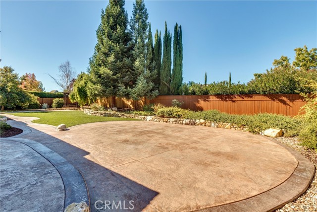 Detail Gallery Image 34 of 52 For 833 Rolling Hills Dr, Paso Robles,  CA 93446 - 4 Beds | 3 Baths