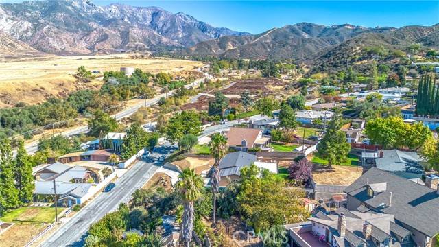 11336 Acropolis Drive, Yucaipa CA: https://media.crmls.org/medias/3cf9686c-4dd5-4dc5-bd1d-22300dc869ca.jpg