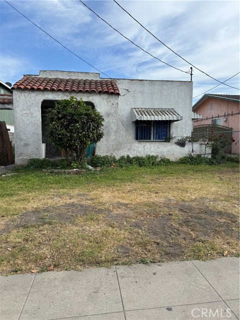 Detail Gallery Image 1 of 2 For 126 W 94th St, Los Angeles,  CA 90003 - 2 Beds | 1 Baths