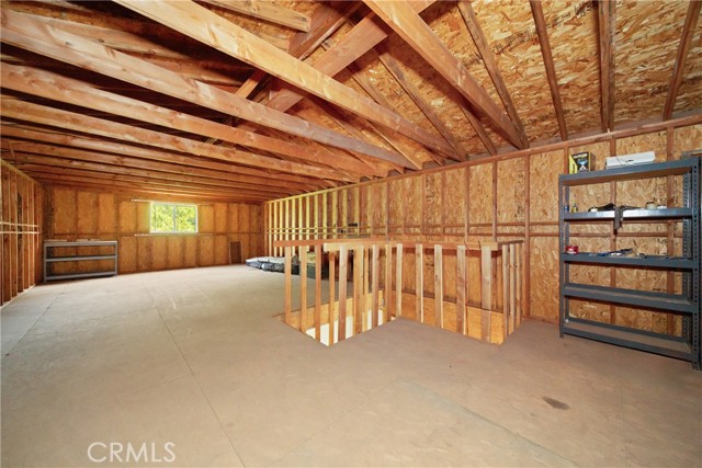 9394 Gum Tree Drive, Corona CA: https://media.crmls.org/medias/3cfc190f-0899-4c94-b7ac-11246da44a86.jpg