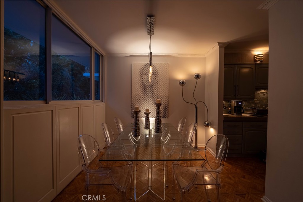 https://media.crmls.org/medias/3cfc4cca-0e75-4c16-a798-1ca147f98f1a.jpg?preset=X-Large