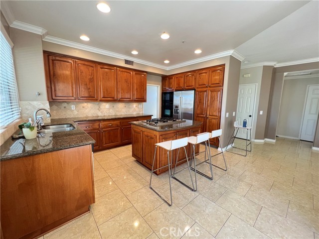 Detail Gallery Image 2 of 28 For 37 via Gatillo, Rancho Santa Margarita,  CA 92688 - 3 Beds | 2/1 Baths