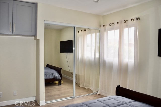 10149 Commerce Avenue, Tujunga CA: https://media.crmls.org/medias/3cfcaaad-ecab-40c7-b25c-6efd893d867a.jpg