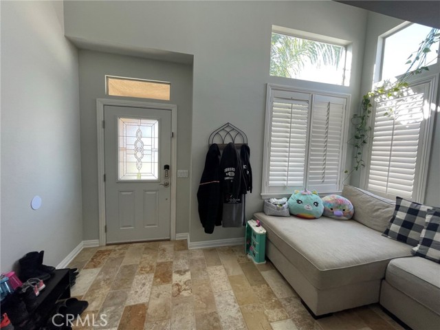 Detail Gallery Image 4 of 45 For 1318 Hermosa Dr, Corona,  CA 92879 - 4 Beds | 2/1 Baths