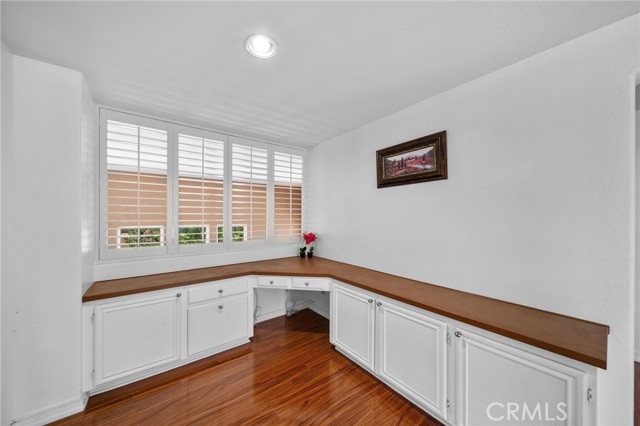 Detail Gallery Image 26 of 65 For 29 Villa Roma, Lake Elsinore,  CA 92532 - 4 Beds | 2/1 Baths