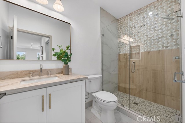 Detail Gallery Image 25 of 63 For 15540 Colorado Ave, Paramount,  CA 90723 - 6 Beds | 4 Baths