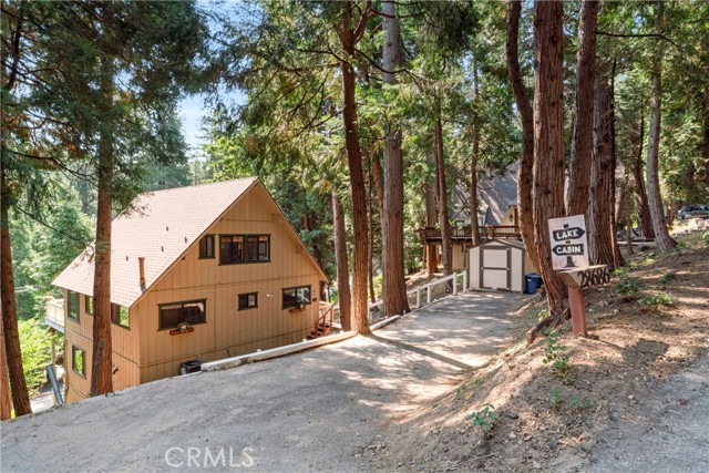 Detail Gallery Image 25 of 33 For 28686 Shenandoah Dr, Lake Arrowhead,  CA 92352 - 4 Beds | 3 Baths