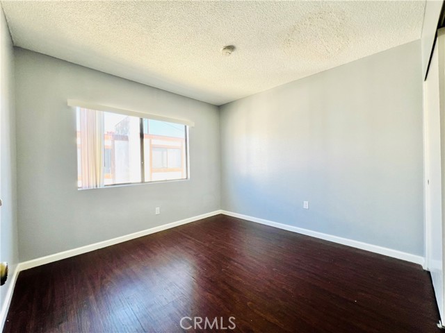 17057 S Vermont Avenue, Gardena CA: https://media.crmls.org/medias/3d01bc93-8d6b-4112-942f-b42ea4e6bf35.jpg