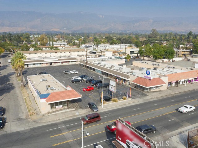 204 E Highland Avenue, San Bernardino, California 92404, ,Commercial Sale,For Sale,204 E Highland Avenue,CRIV22248727