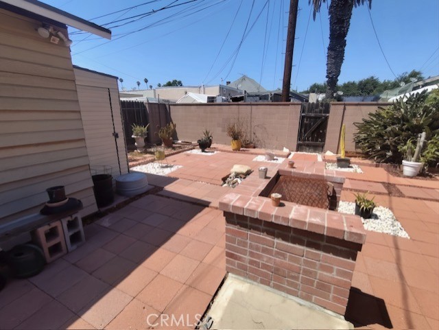 637 E 76th Place, Los Angeles, California 90001, 2 Bedrooms Bedrooms, ,1 BathroomBathrooms,Residential,For Sale,637 E 76th Place,CRPW24034765