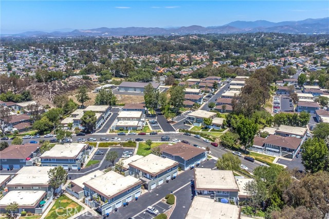 23017 Via Pimiento, Mission Viejo CA: https://media.crmls.org/medias/3d0357ce-dac0-4018-a8b5-a2bef7a031a7.jpg