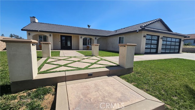 Detail Gallery Image 5 of 32 For 14230 Avenida Munoz, Riverside,  CA 92508 - 3 Beds | 2 Baths