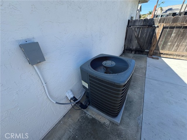 Detail Gallery Image 35 of 38 For 10165 W Glendon Cir, Santee,  CA 92071 - 3 Beds | 2 Baths