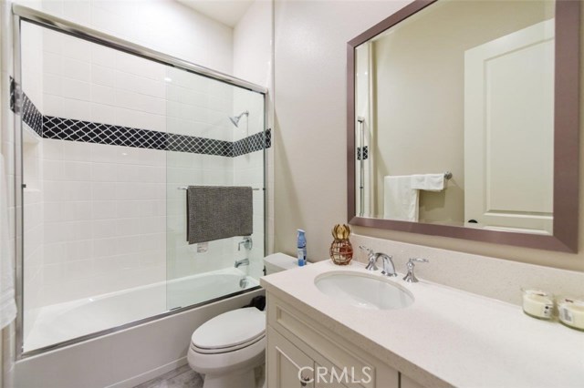 Detail Gallery Image 27 of 43 For 222 Clear Falls, Irvine,  CA 92602 - 5 Beds | 5/1 Baths