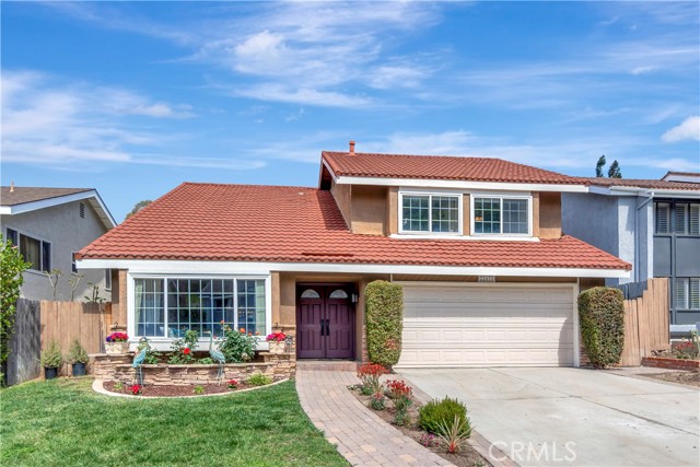 22471 Rippling Brook, Lake Forest CA: https://media.crmls.org/medias/3d042229-687b-406e-b36e-6bee51749daf.jpg