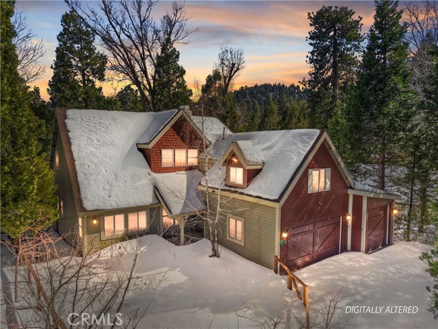 Detail Gallery Image 4 of 53 For 28637 Shenandoah, Lake Arrowhead,  CA 92352 - 4 Beds | 2/1 Baths